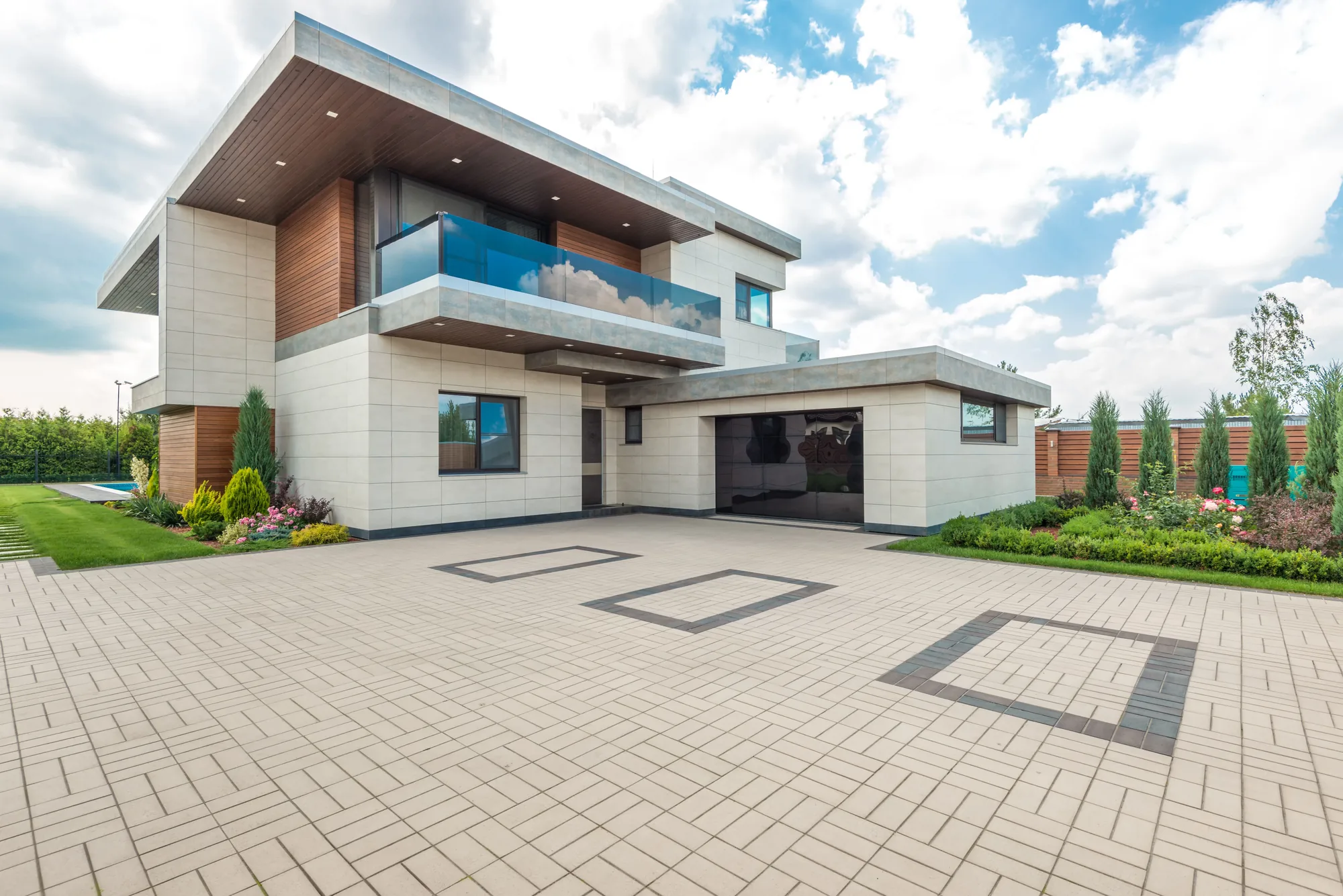 Residential garage door in Pittsford
